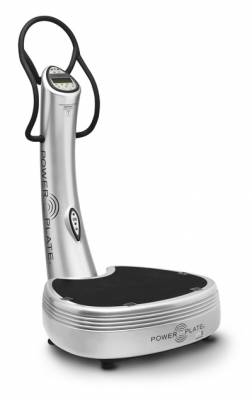 Power Plate Pro5.jpg Виброплатформа Power Plate Pro5 Содержат множество настроек для большего разнообразия режимов
тренировки по улучшению физической формы.Тренажёры серии Pro5 позволяют достичь любых индивидуальных целей тренировки, предлагая пошагово изменять уровни нагрузки.Максимальный вес пользователя: 180 кг.