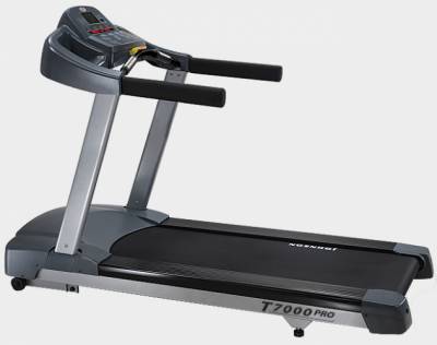 Беговая дорожка Johnson T7000 PRO Беговая дорожка для коммерческого использования.Johnson T7000 PRO является уникальной моделью с точки зрения соотношения «цена-качество».Беговое полотно двухслойное коммерческое Habisat™.Мощность двигателя 3.0 л.с.Максимальный вес пользователя 160 кг.&nbsp; 